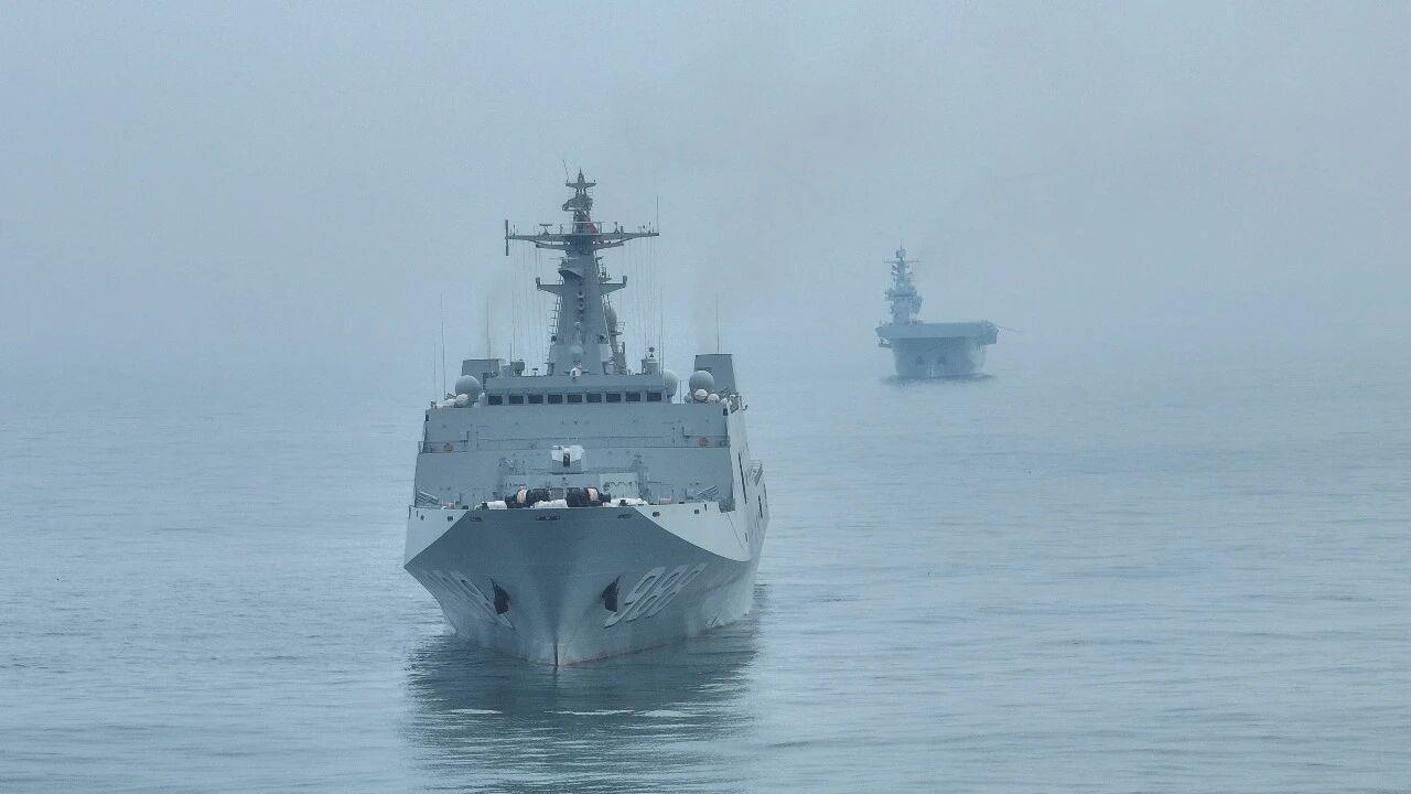浪尖砺刃，分秒必争！东部战区海军舰艇编队打响超燃协同训练
