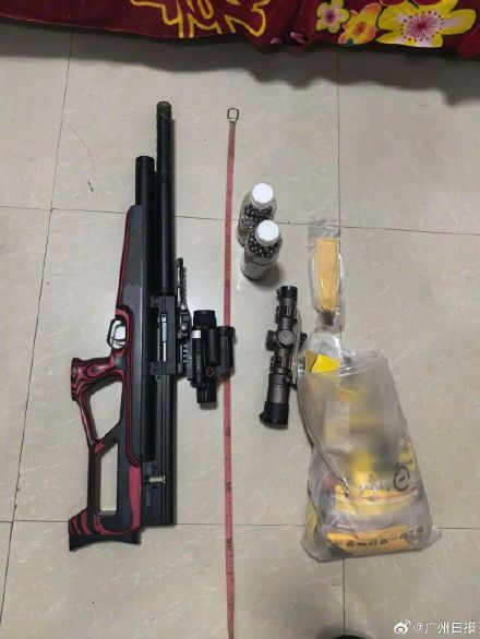 深圳警方打掉3个售卖铅弹模具团伙,缴获各式枪支19支 深圳警方打掉3个售卖铅弹模具团伙,缴获各式枪支19支