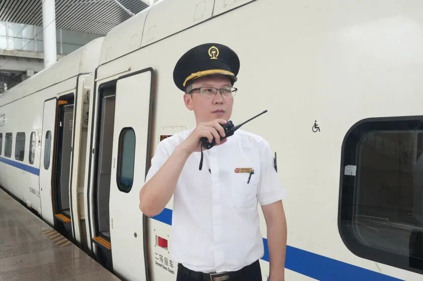D1189次列车长,你做的事瞒不住了…… D1189次列车长,你做的事瞒不住了……