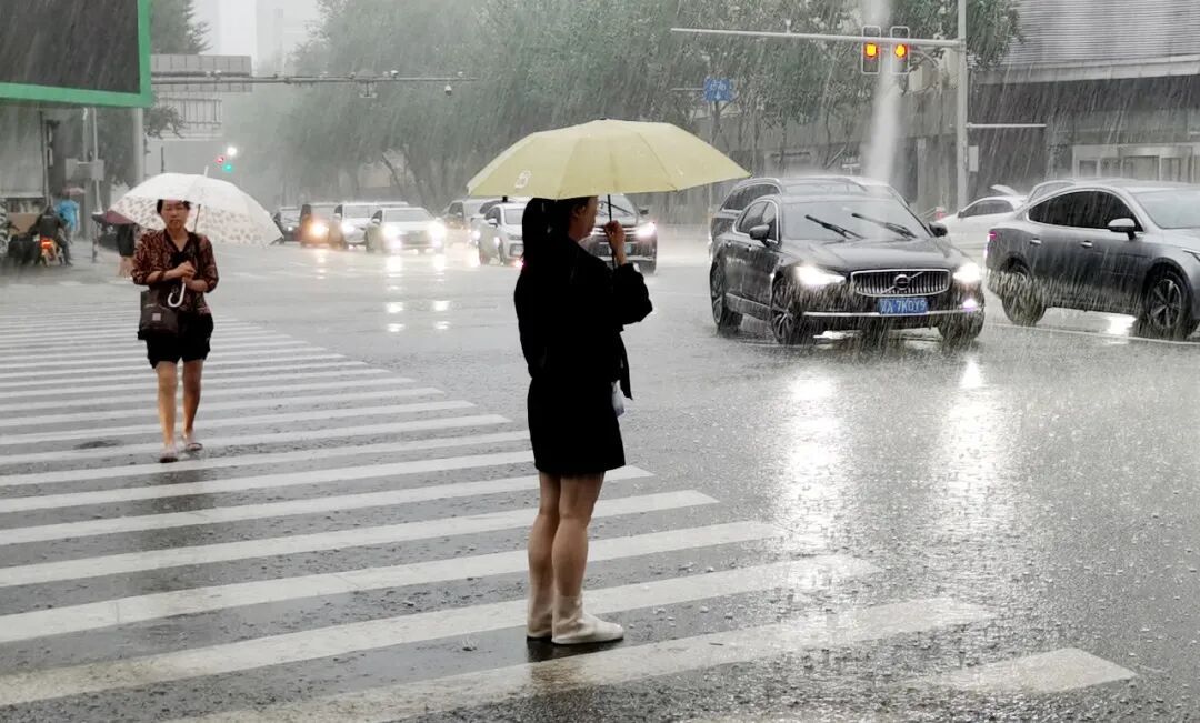 沈阳刚刚经历的,是1951年以来最强暴雨!城区暴雨达特强等级! 沈阳刚刚经历的,是1951年以来最强暴雨!城区暴雨达特强等级!