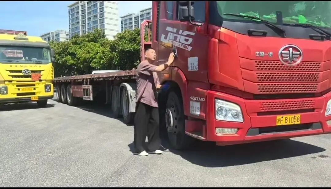 “半个月没要回的运费,半小时到账!”法治浙江的含金量,藏在货车司机的这句话里 “半个月没要回的运费,半小时到账!”法治浙江的含金量,藏在货车司机的这句话里