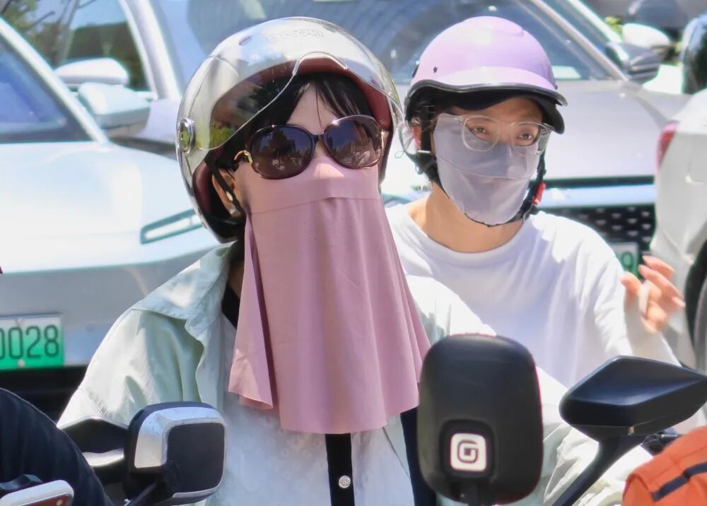 “我还没上班，小橙就上班了”！上海入伏首日39℃，关个车门都烫手，网友：出门五分钟，妆都化了