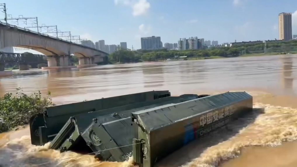 微光成炬护家园——广西防汛救灾暖心纪实 微光成炬护家园——广西防汛救灾暖心纪实