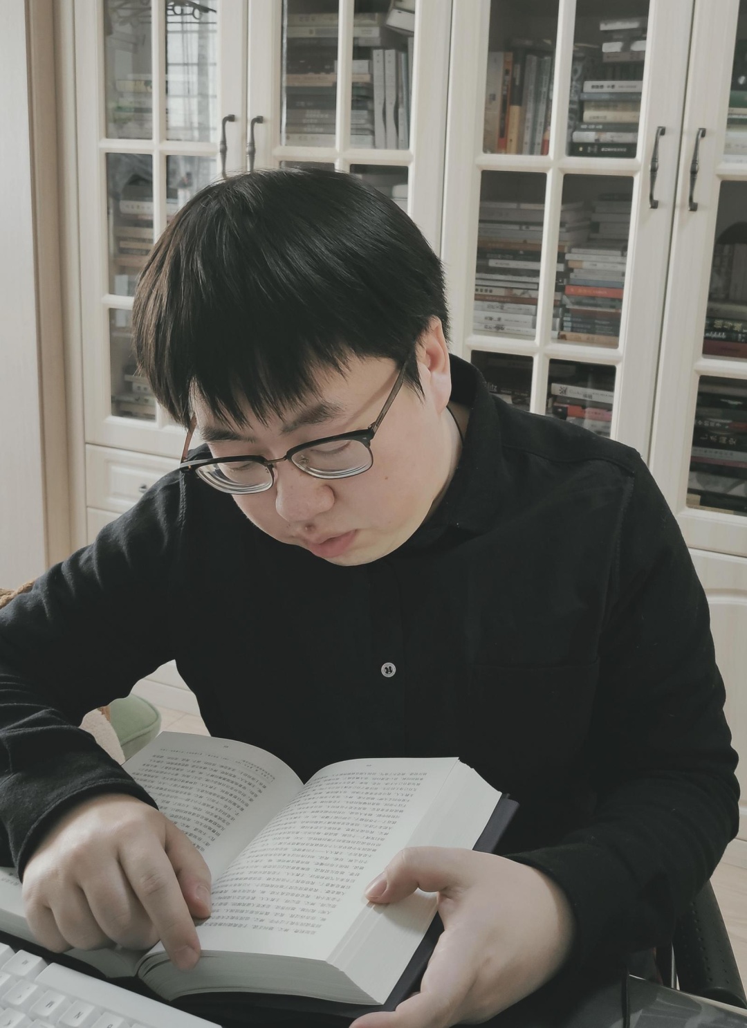 沈阳籍作家班宇获得鲁迅文学奖!这部同名电视剧很多人看过…… 沈阳籍作家班宇获得鲁迅文学奖!这部同名电视剧很多人看过……