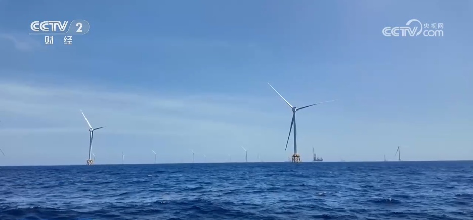 100%国产化!超千吨“大风车”在深远海打造巨型“充电宝” 100%国产化!超千吨“大风车”在深远海打造巨型“充电宝”