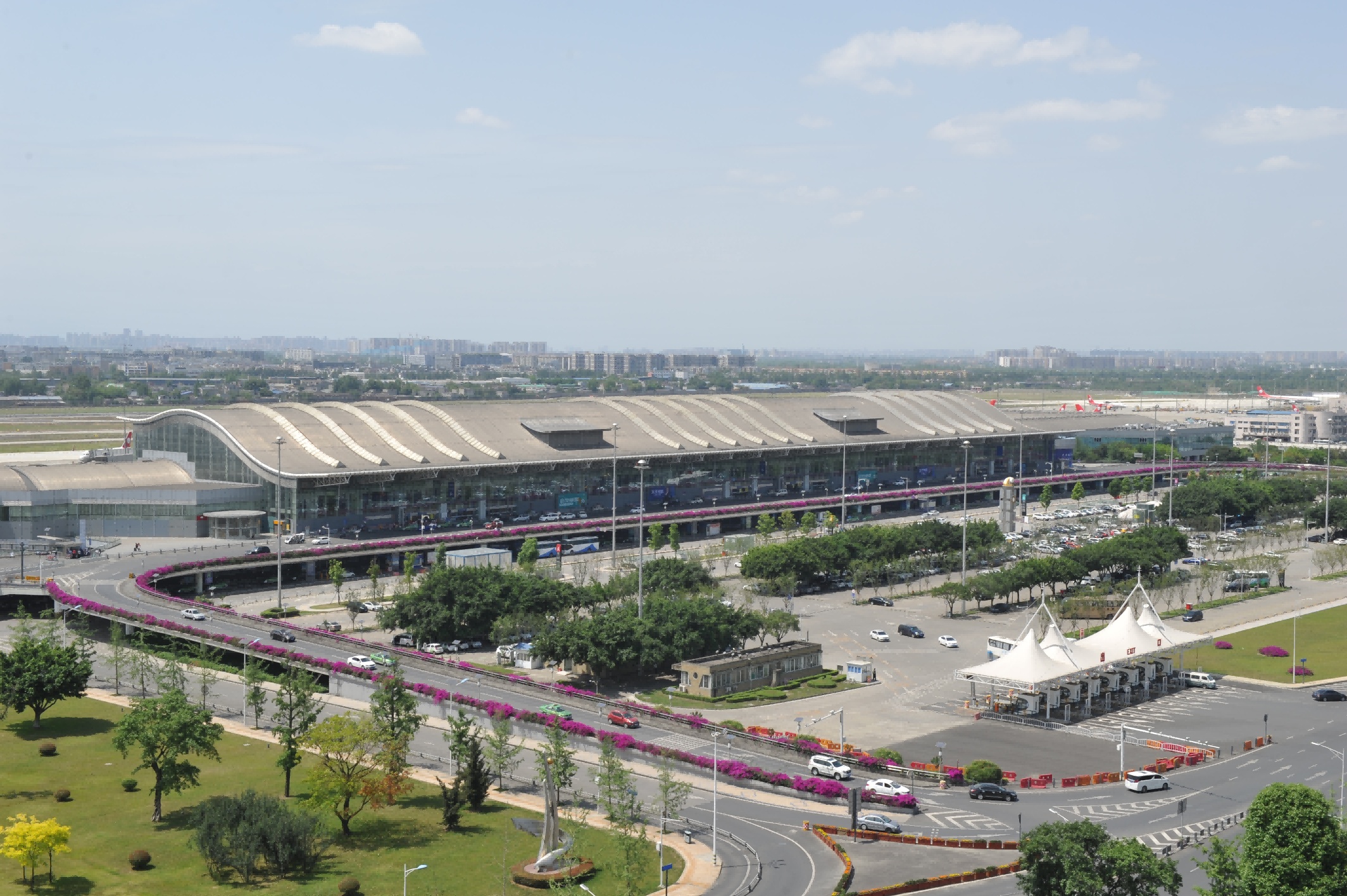 7月30日起 成都出发部分港澳台地区客运航班将转至双流机场运营 7月30日起 成都出发部分港澳台地区客运航班将转至双流机场运营