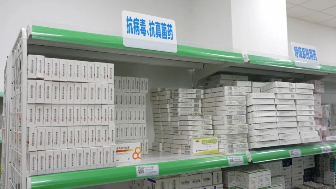 流感新冠叠加,出现发热咳嗽等症状该如何用药? 流感新冠叠加,出现发热咳嗽等症状该如何用药?