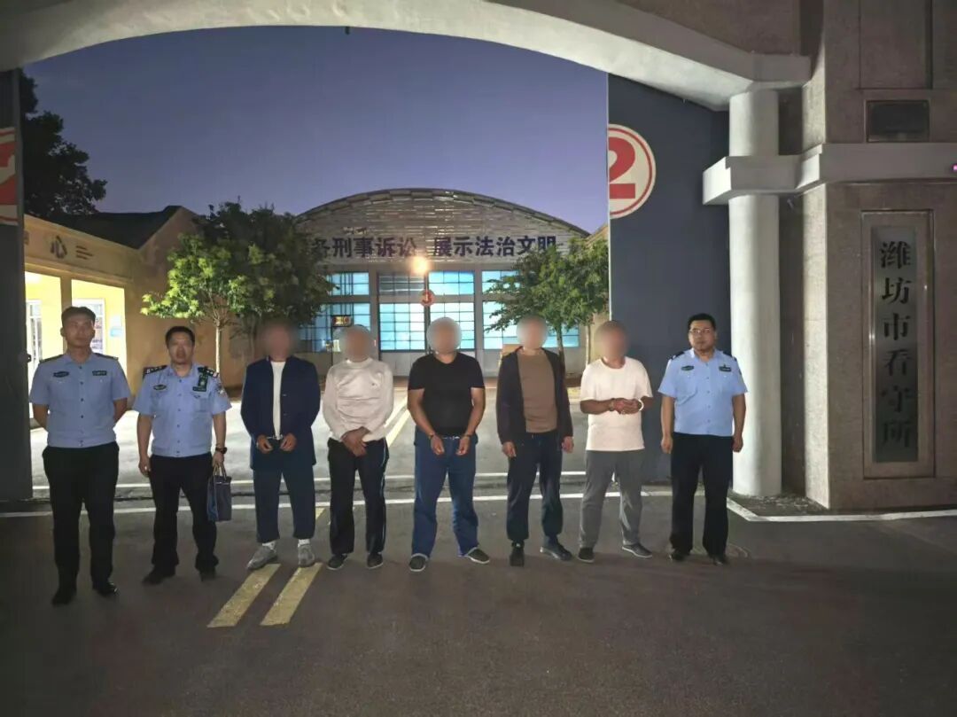 太可气！11人假扮民工“碰瓷”，不干活只讹钱！