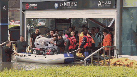 沈阳地铁8小时生死保卫战 沈阳地铁8小时生死保卫战