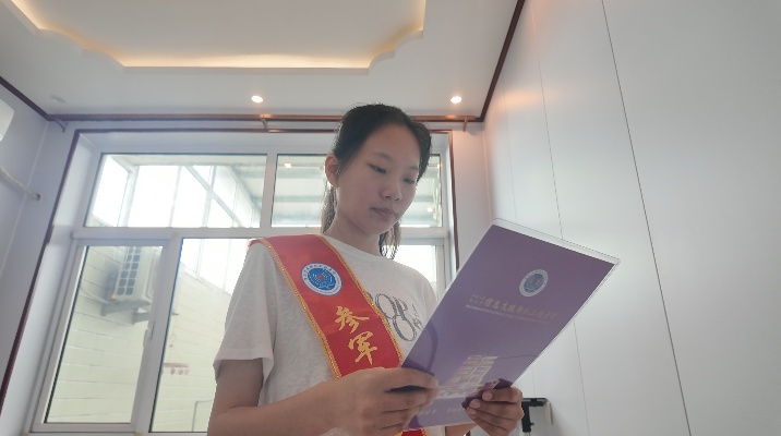 622分选择复读,676分圆梦军校! 622分选择复读,676分圆梦军校!
