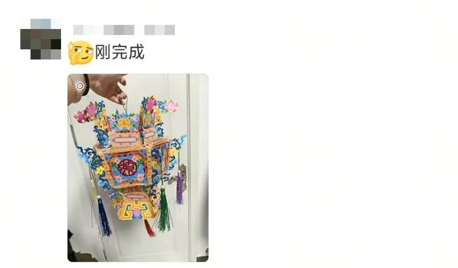 “本来以为我妈不懂拼豆,看完我妈的‘大作’才发现,是我不懂我妈的实力🥲……” “本来以为我妈不懂拼豆,看完我妈的‘大作’才发现,是我不懂我妈的实力🥲……”