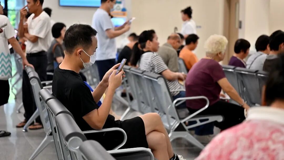 流感新冠叠加,出现发热咳嗽等症状该如何用药? 流感新冠叠加,出现发热咳嗽等症状该如何用药?