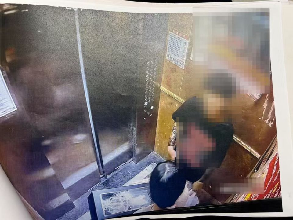 妹妹男友入室伤害致双胞胎姐妹1死1伤,一审:死刑!受害人家属发声 妹妹男友入室伤害致双胞胎姐妹1死1伤,一审:死刑!受害人家属发声