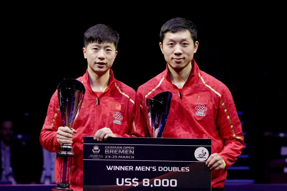 “龙蟒组合”时隔五年首度合体!马龙、许昕晋级16强,赛后马龙在线辟谣 “龙蟒组合”时隔五年首度合体!马龙、许昕晋级16强,赛后马龙在线辟谣