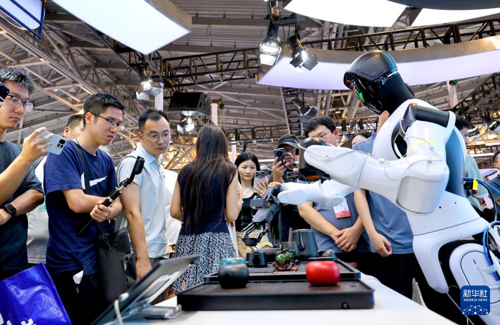 2026世界人工智能大会机器人亮点纷呈 2026世界人工智能大会机器人亮点纷呈