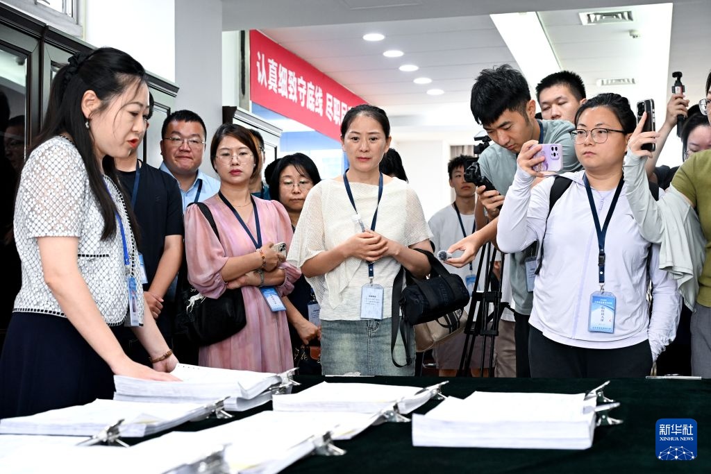 江苏举行高考“录取开放日”活动 江苏举行高考“录取开放日”活动