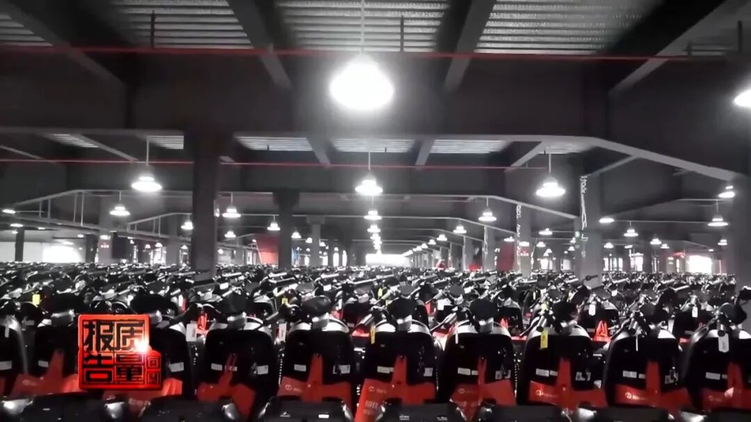 新车包装成“零公里二手车”卖,“非标电动车黑灰产链条”曝光!涉及多个知名品牌→ 新车包装成“零公里二手车”卖,“非标电动车黑灰产链条”曝光!涉及多个知名品牌→