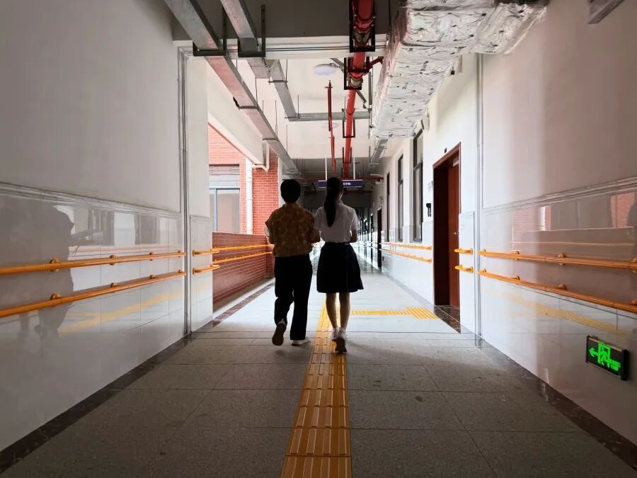 广州全盲女孩,获国家级奖学金 广州全盲女孩,获国家级奖学金