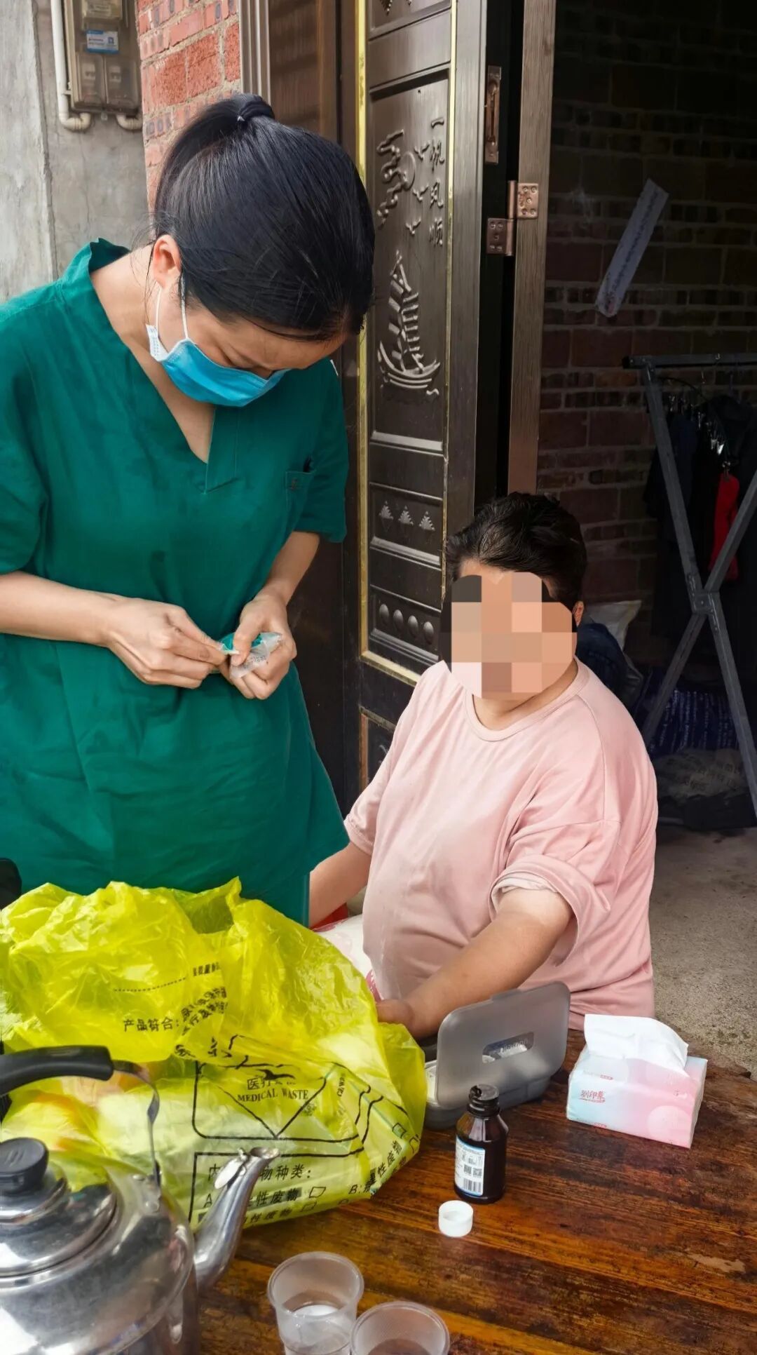 两小时半徒步求救,十小时生命接力——32岁高危孕妇顺利脱险! 两小时半徒步求救,十小时生命接力——32岁高危孕妇顺利脱险!