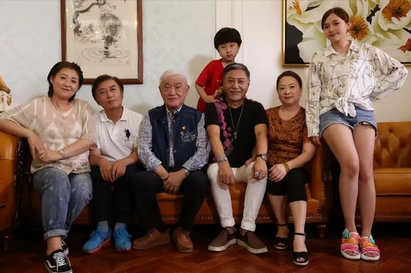 66岁资深演员去世,系老戏骨牛犇次子,曾参演《琅琊榜》《老酒馆》等影视剧 66岁资深演员去世,系老戏骨牛犇次子,曾参演《琅琊榜》《老酒馆》等影视剧