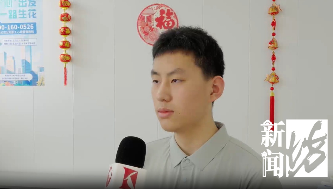 上海公交车这一幕牵动人心!已找到,是19岁高中毕业生! 上海公交车这一幕牵动人心!已找到,是19岁高中毕业生!
