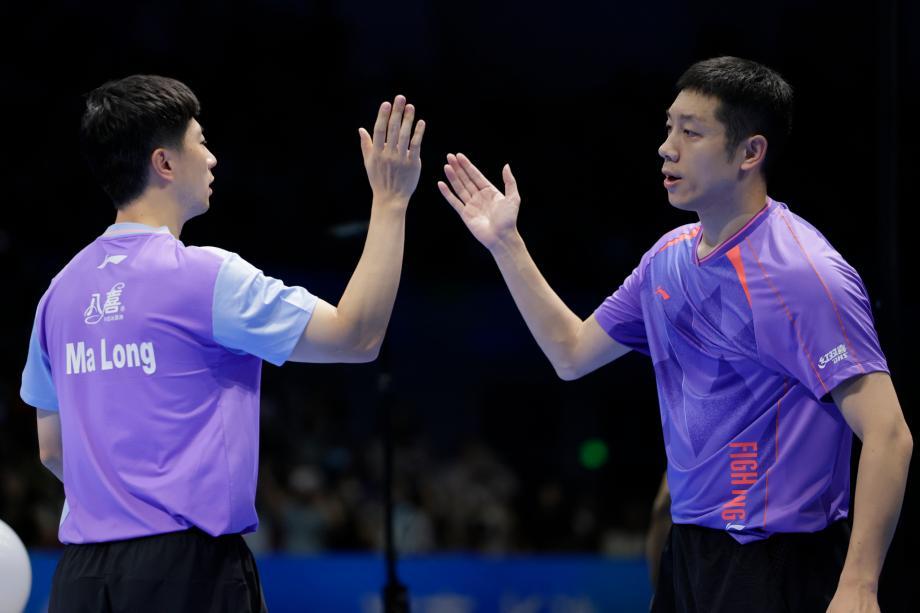 马龙/许昕3-0取胜 晋级乒乓球全锦赛男双决赛 马龙/许昕3-0取胜 晋级乒乓球全锦赛男双决赛
