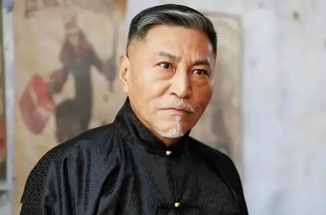 66岁演员王侃因病去世,曾出演多部经典影视作品,系91岁知名老戏骨牛犇的次子 66岁演员王侃因病去世,曾出演多部经典影视作品,系91岁知名老戏骨牛犇的次子