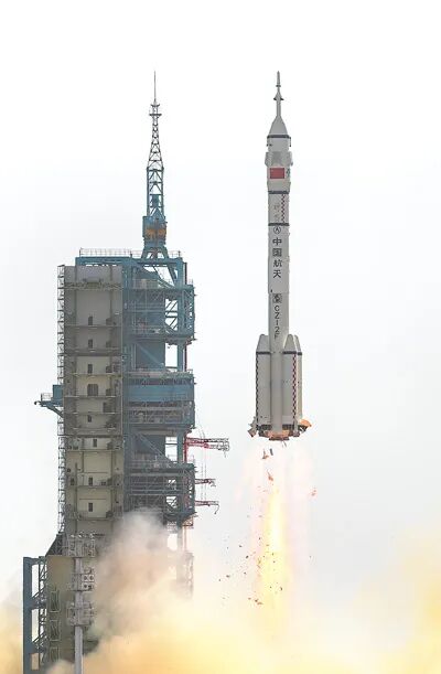 16天,太空救援!我国载人航天首次应急发射,背后细节→ 16天,太空救援!我国载人航天首次应急发射,背后细节→