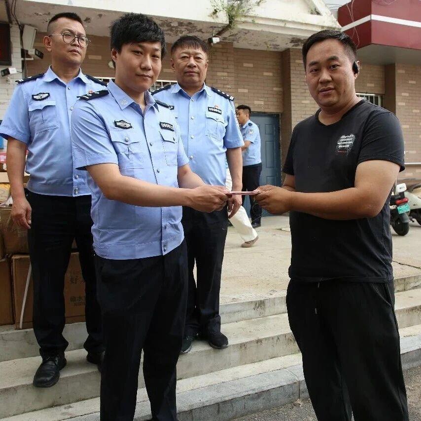 作案500余起还删记录?孪生骗子双双被抓 作案500余起还删记录?孪生骗子双双被抓