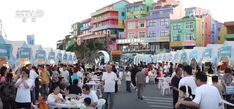 暑期档观影热潮带旺夏日消费 多元“电影+”场景为暑期经济注入新动力 暑期档观影热潮带旺夏日消费 多元“电影+”场景为暑期经济注入新动力