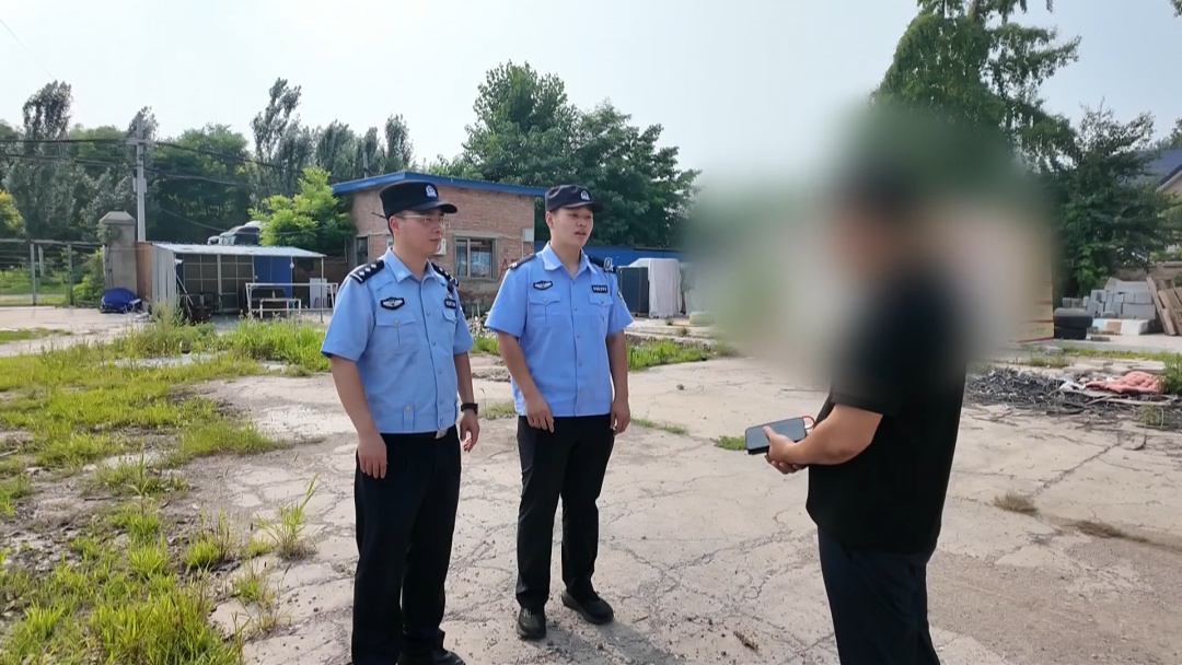 北京警方刑拘一名吊车司机 北京警方刑拘一名吊车司机