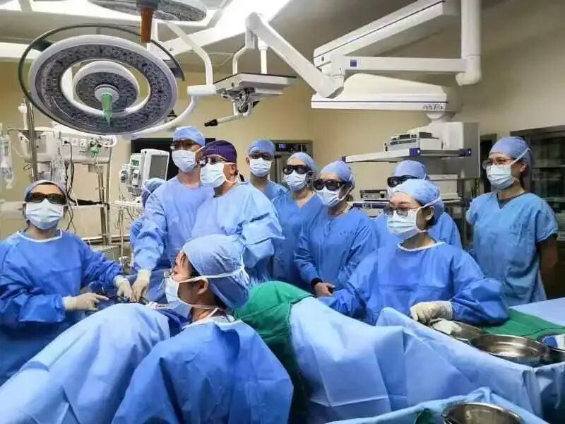 拳头大子宫里取出198颗!子宫肌瘤为何盯上越来越多年轻女性? 拳头大子宫里取出198颗!子宫肌瘤为何盯上越来越多年轻女性?
