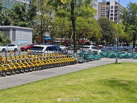 共享单车起步价逼近2元 成都地区暂不跟涨 共享单车起步价逼近2元 成都地区暂不跟涨