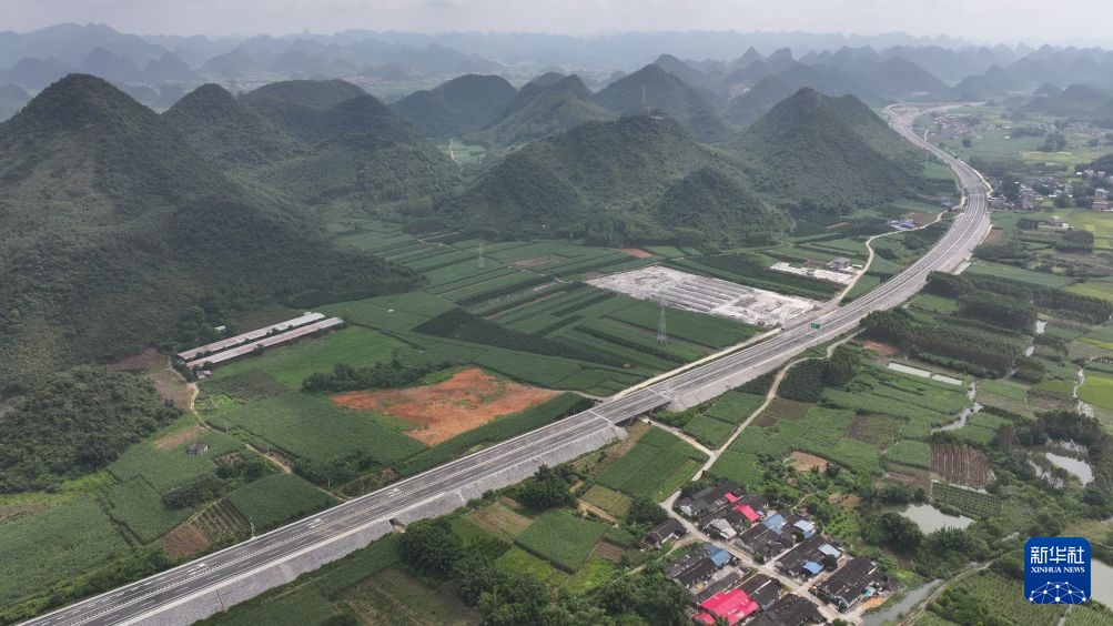 广西:皇柳高速建成通车 广西:皇柳高速建成通车