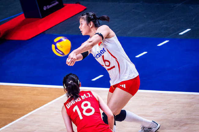 中国队3-2逆转美国队 晋级世界女排联赛总决赛四强 中国队3-2逆转美国队 晋级世界女排联赛总决赛四强