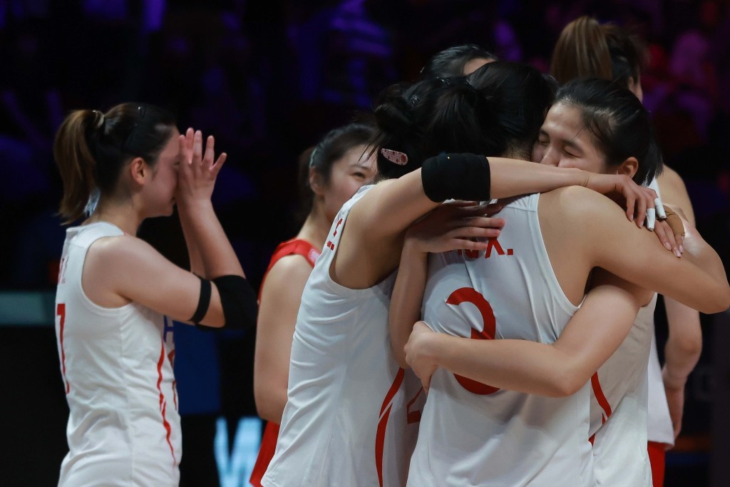 爆冷赢球打出中国女排气势,主教练:我们会珍惜每一场比赛 爆冷赢球打出中国女排气势,主教练:我们会珍惜每一场比赛