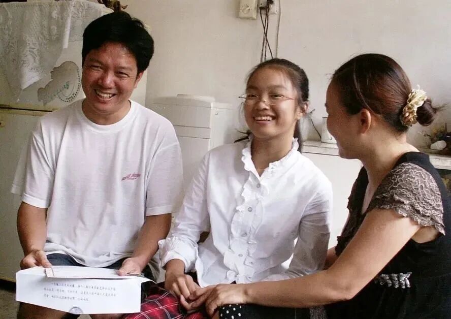 高中时期的王虹是什么样的?母校桂林中学教师回忆…… 高中时期的王虹是什么样的?母校桂林中学教师回忆……