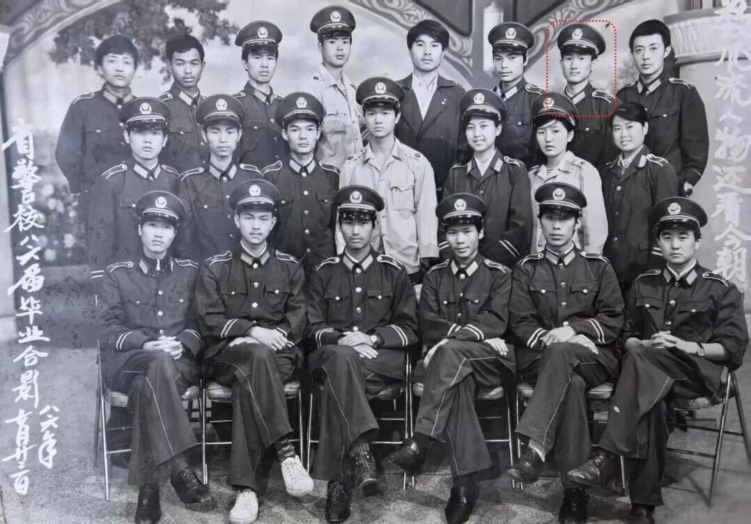 距心脏仅2厘米,弹片在他体内藏了15年 距心脏仅2厘米,弹片在他体内藏了15年