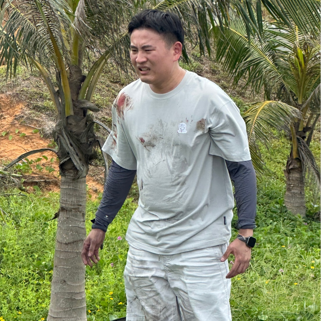 民警海南休假遇车祸现场,一声“我是警察”稳住全场 民警海南休假遇车祸现场,一声“我是警察”稳住全场