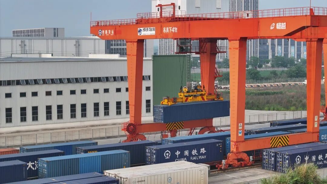 上半年,全国铁路货运市场活力奔涌、货畅其流! 上半年,全国铁路货运市场活力奔涌、货畅其流!