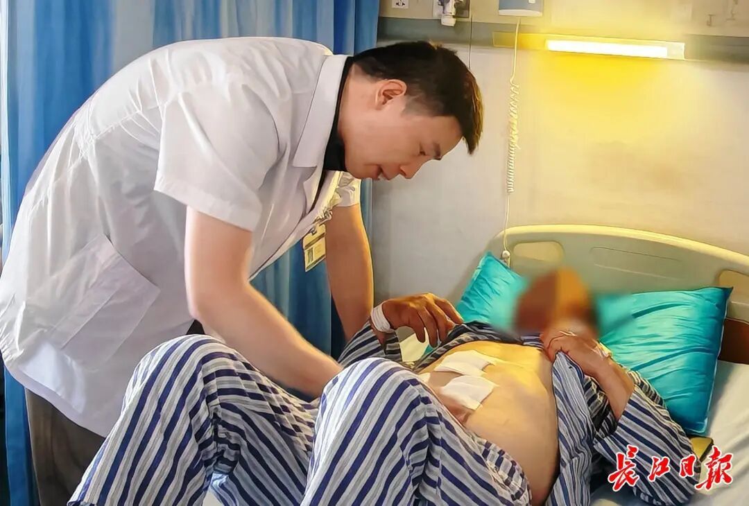 一块冰西瓜引发急性阑尾炎穿孔，40岁男子硬扛两天进了重症监护室