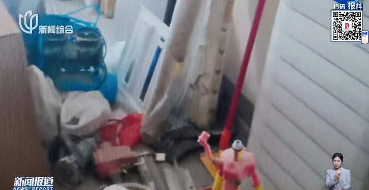 空置新房竟遭人"鸠占鹊巢"!上海男子一进门傻眼了,堆的全是… 空置新房竟遭人"鸠占鹊巢"!上海男子一进门傻眼了,堆的全是…