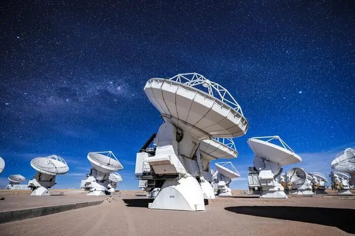 外星文明信号，可能藏在其他“宇宙频道”！