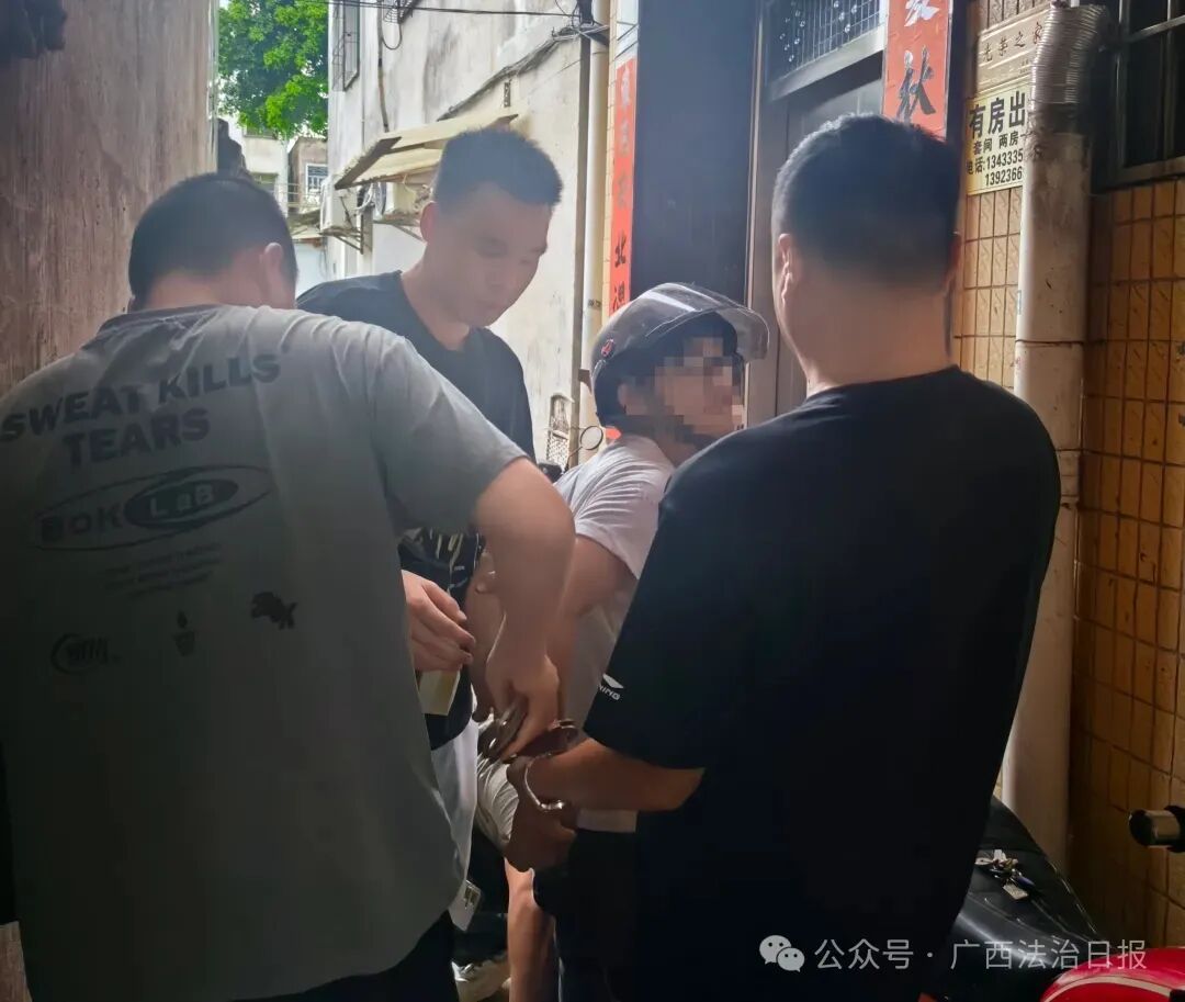 户口本上多出的“儿子”牵出25年前命案真凶