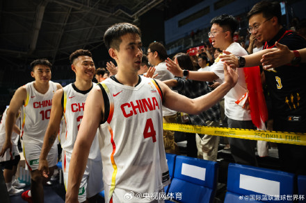 中国男篮热身赛三连胜