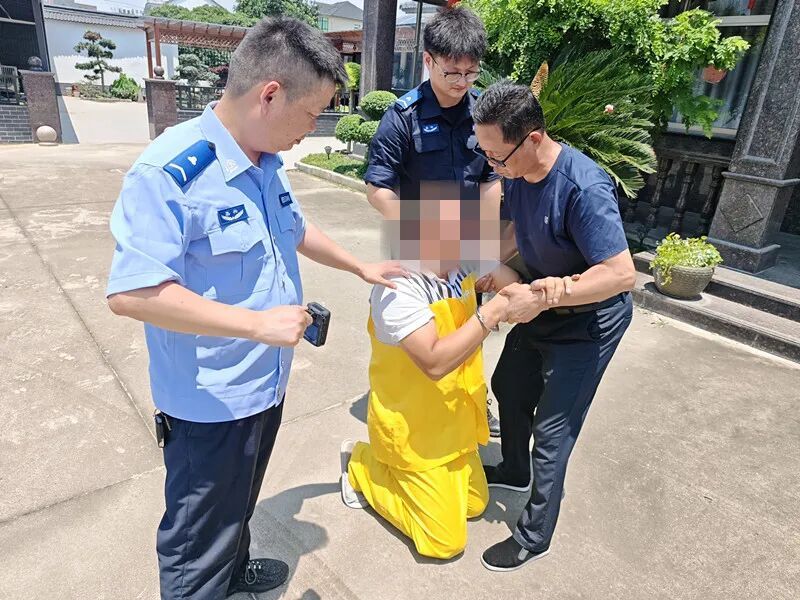 浙江一男子家中茅台等价值2万多的名酒被盗 作案的却正是自己的两名员工