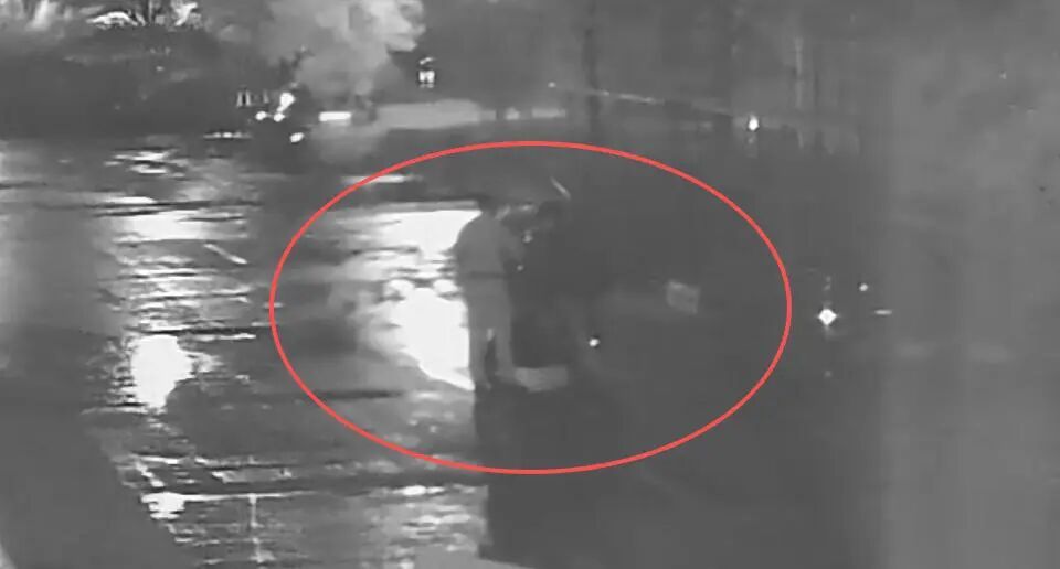 两次觊觎同一车？杭州一男子当场被抓！