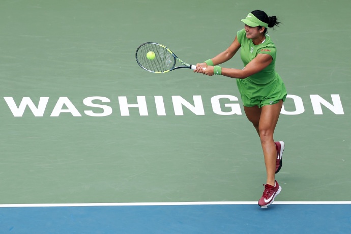 WTA500华盛顿站首轮：王欣瑜晋级 郑钦文止步