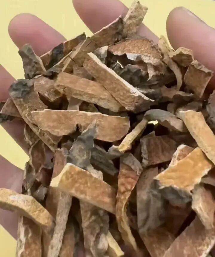 连吃两个月，女子眼睛黄如橘子皮！上海华山医院紧急收治！这样做太危险