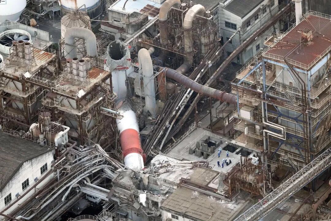 日本熊本强震致多人伤亡，已记录超100次余震，致超4万户断电，核电站未受影响